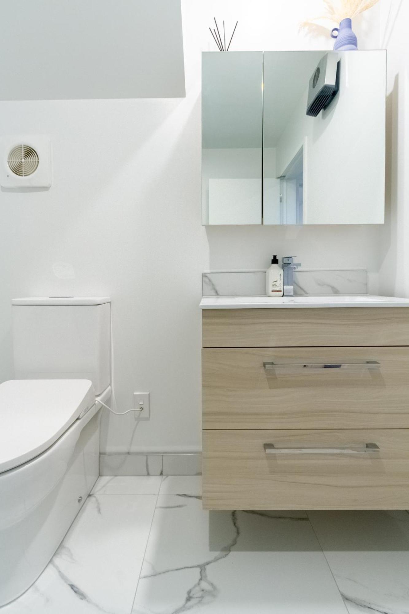 Urban Elegance - 2 Bed, 2 Bath In The Cbd Apartment Christchurch Bagian luar foto